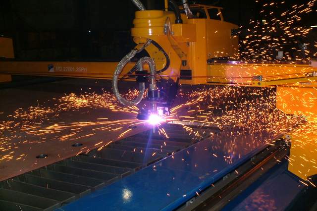 5 Best Plasma Cutter under 300 – Reviews & Buying Guide